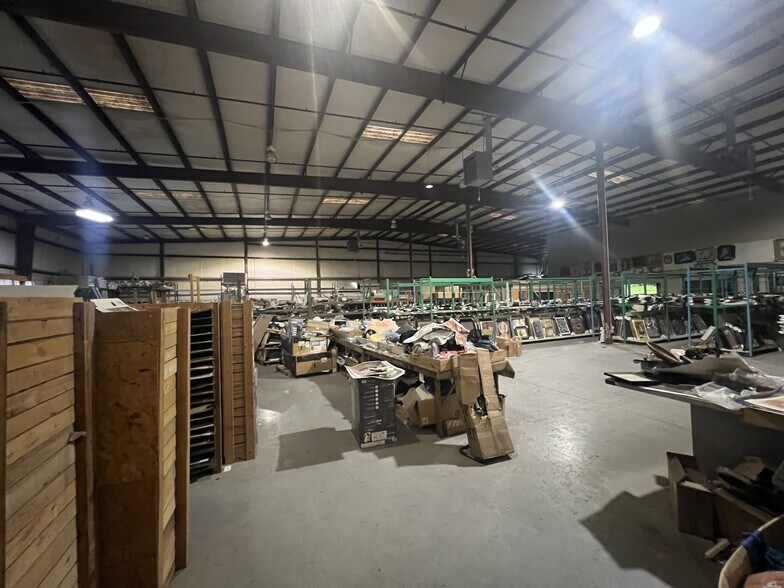 More Photos Of 740 Veterans Memorial Hwy SE, Mableton Warehouse For Sale