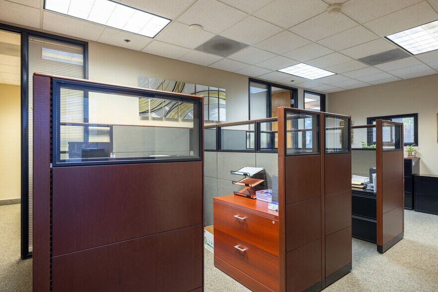 More Photos Of 8203 Sierra College Blvd, Roseville Office For Sale