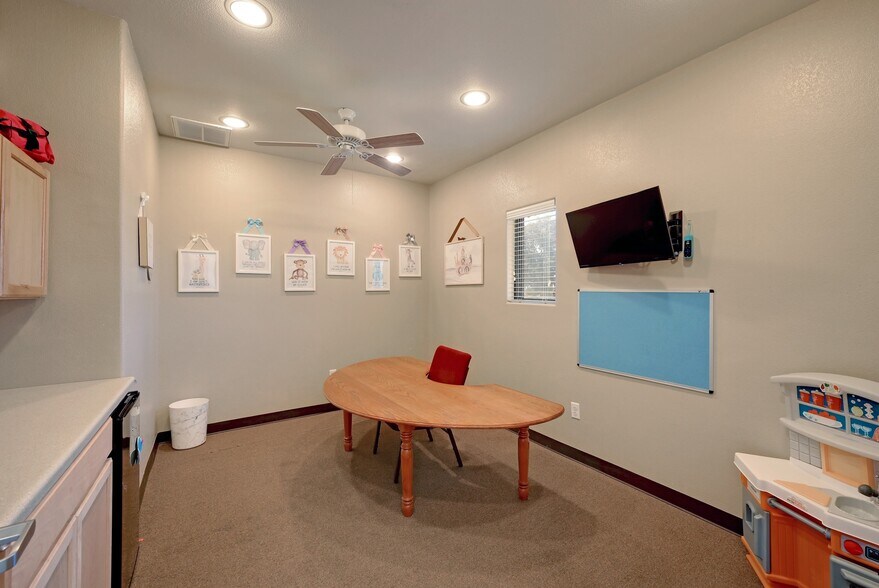 More Photos Of 6123 Ingram Rd, San Antonio Religious Facility For Sale