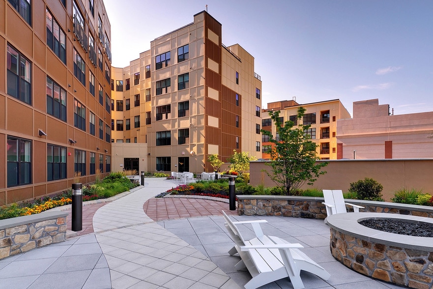 More Photos Of 28 Valley, Montclair Coworking Space