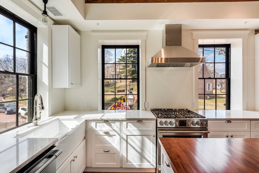 More Photos Of 50 State Cir, Annapolis Office Residential For Lease