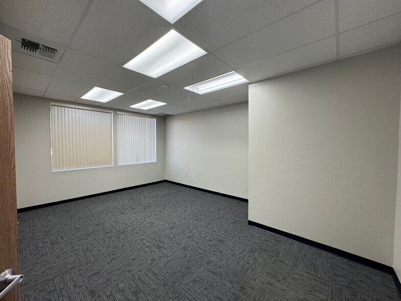 More Photos Of 113 E F St, Tehachapi Medical For Sale