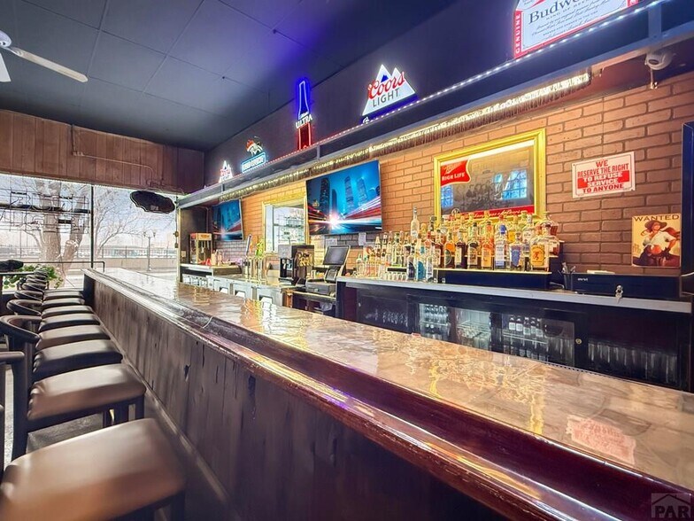 More Photos Of 424 W Northern Ave, Pueblo Restaurant For Sale