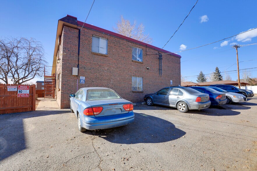 More Photos Of 3300 S Clarkson St, Englewood Apartments For Sale