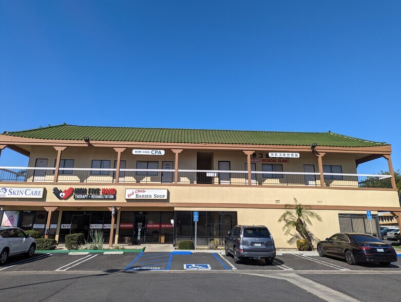 More Photos Of 9828 Garden Grove Blvd, Garden Grove Medical For Lease