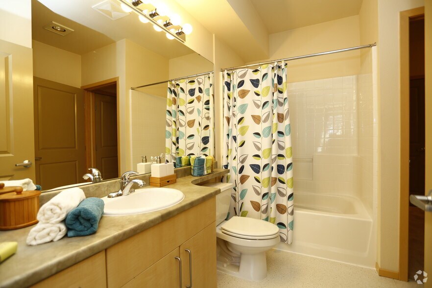 More Photos Of 11718 97th Ln NE, Kirkland Unknown For Sale