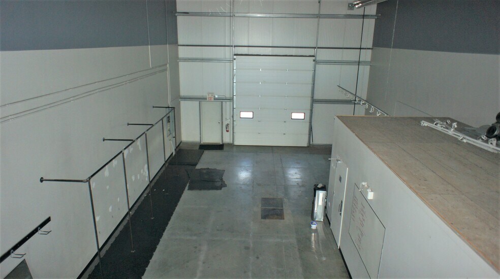 More Photos Of 280 Portage Clos, Sherwood Park Warehouse For Sale