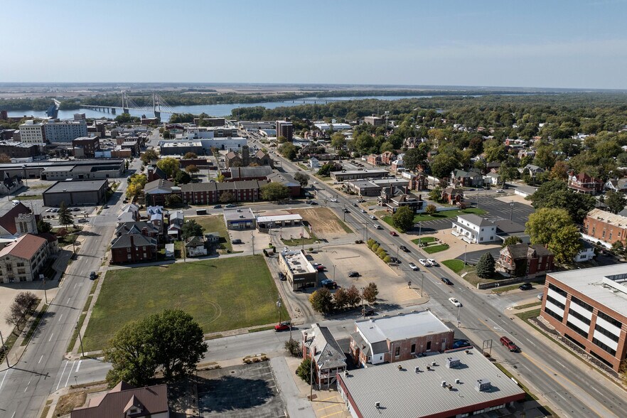 More Photos Of 900 Broadway St, Quincy Flex For Sale