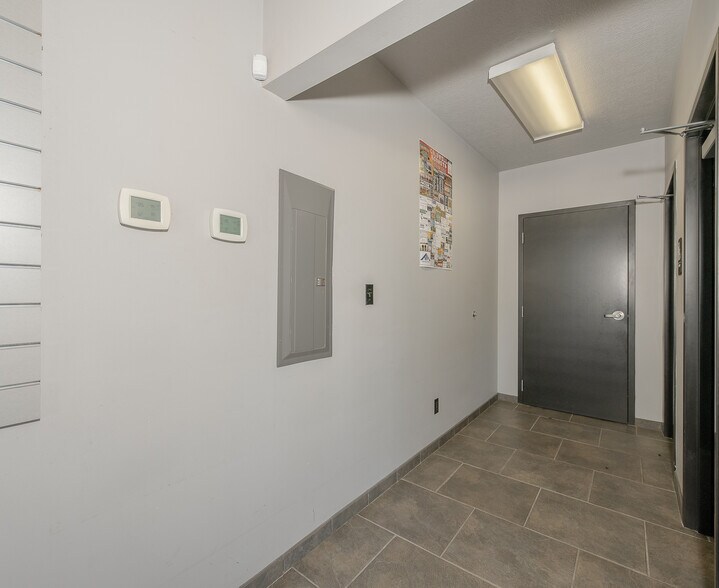 More Photos Of 185 State Highway 36 N, Caldwell Freestanding For Sale