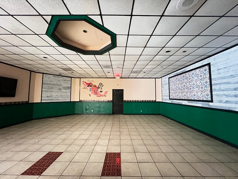 More Photos Of 4325 Nc-55 Hwy, Durham Restaurant For Lease