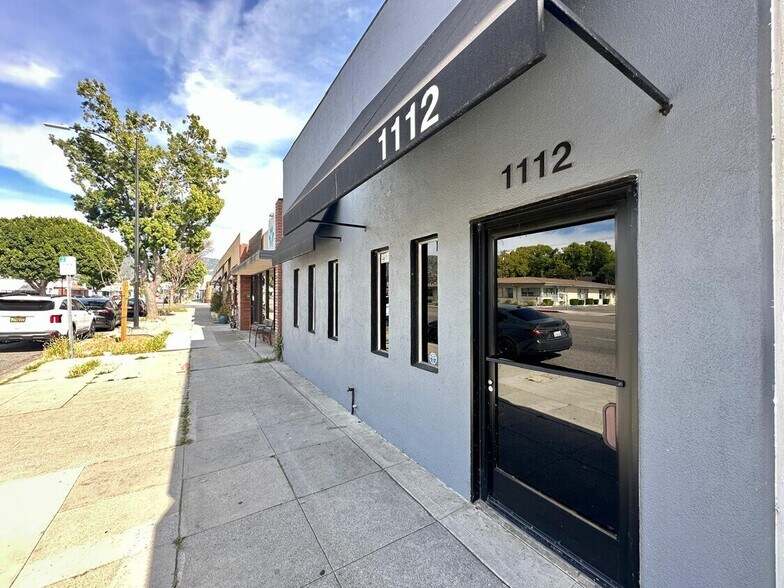 More Photos Of 1112 W Magnolia Blvd, Burbank Storefront For Lease
