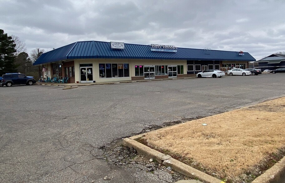 More Photos Of 6347-6359 E Navy Rd, Millington Freestanding For Sale