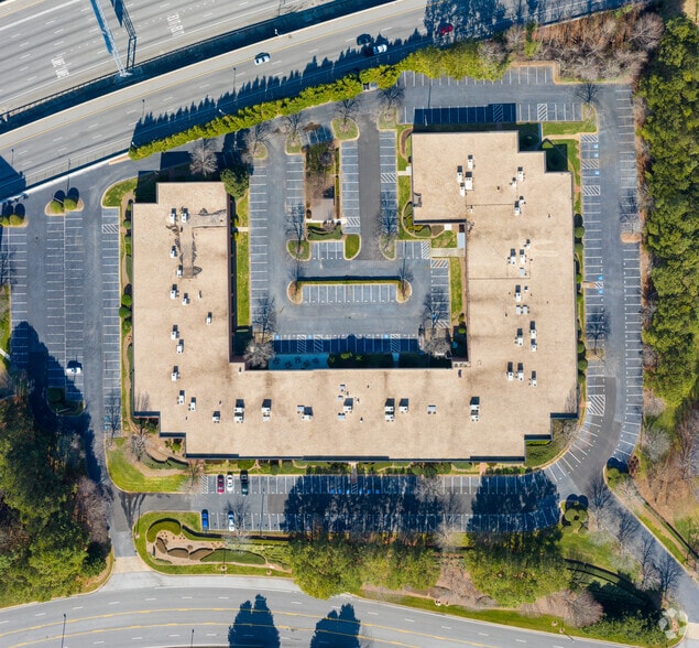 More Photos Of 3025 Breckinridge Blvd, Duluth Unknown For Lease