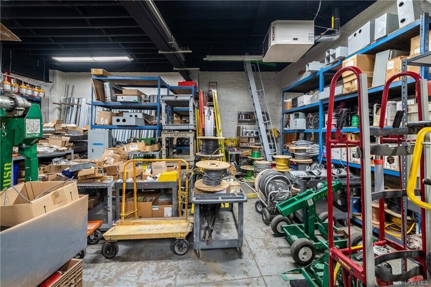 More Photos Of 412 City Island Ave, Bronx Warehouse For Sale