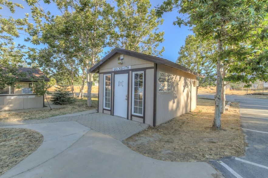 More Photos Of 56460 US Highway 371, Anza Office For Sale