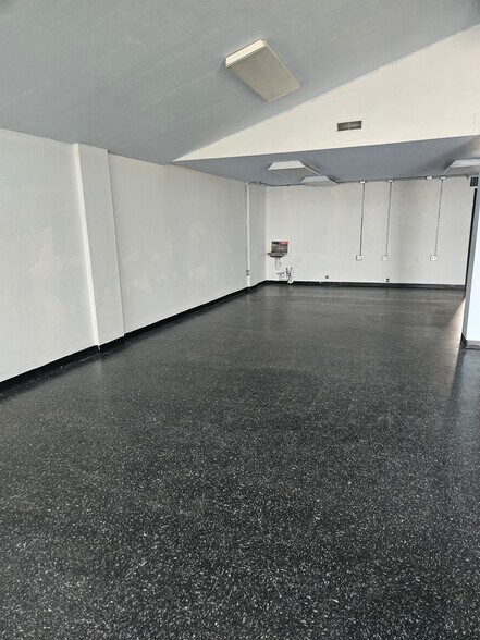 More Photos Of , Stevens Point General Retail For Sale