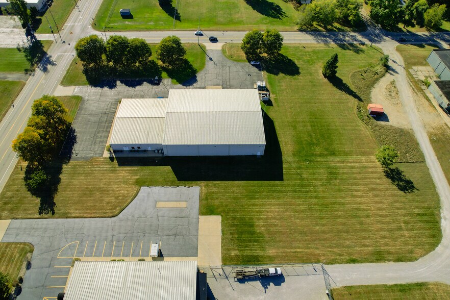 More Photos Of 1610 E High St, Jackson Warehouse For Sale