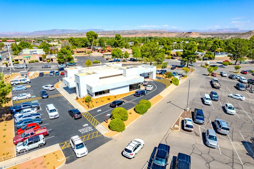 More Photos Of 611 S Main St, Cottonwood Storefront Retail Office For Lease