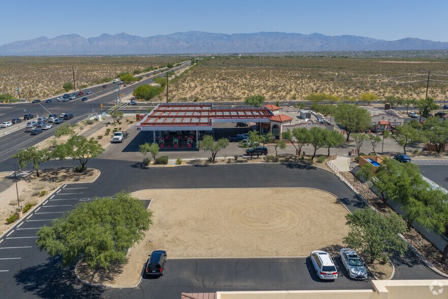 Primary Photo Of 7365 S Houghton Rd, Tucson Restaurant For Sale
