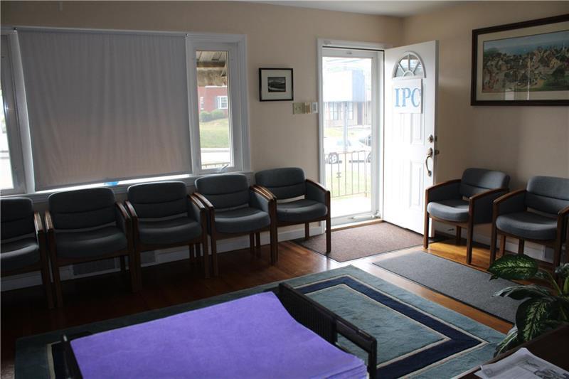 More Photos Of 2725 Leechburg Rd, Lower Burrell Office Residential For Lease