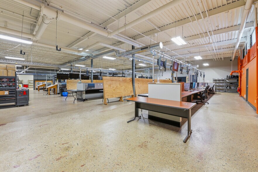 More Photos Of 424 E Oshkosh St, Ripon Manufacturing For Sale