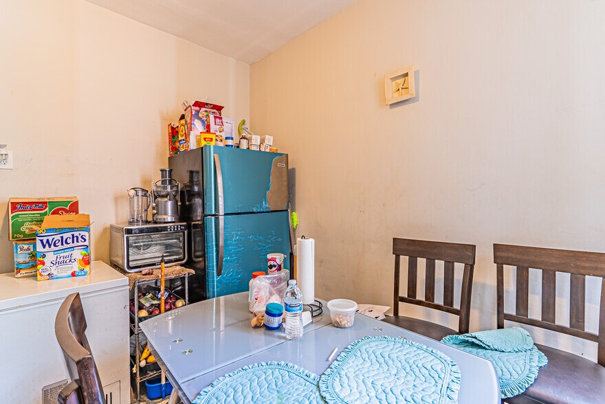 More Photos Of 307 Clinton Pl, Newark Apartments For Sale