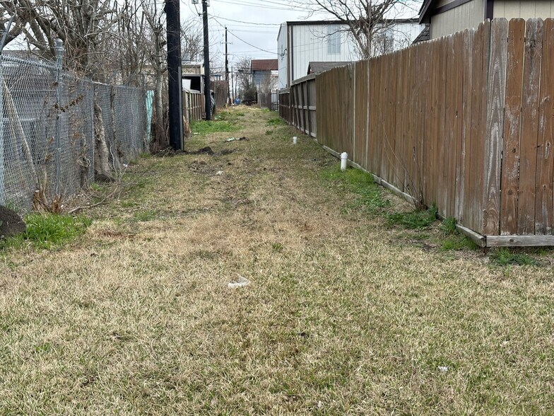 More Photos Of 0 Nebraska Street, South Houston Land For Sale