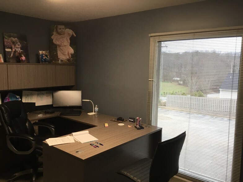 More Photos Of 554 Memorial Drive Ext, Greer Medical For Lease