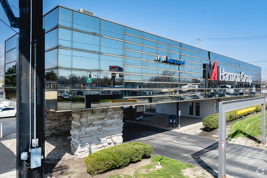 Primary Photo Of 4427 Talmadge Rd, Toledo Office For Lease