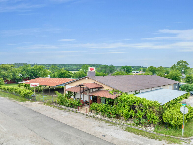 Primary Photo Of 903 S Avenue G, Clifton Storefront For Sale