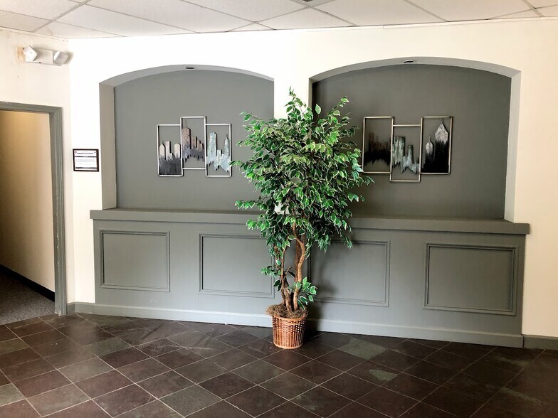 More Photos Of 3081 Holcomb Bridge Rd, Norcross Unknown For Sale