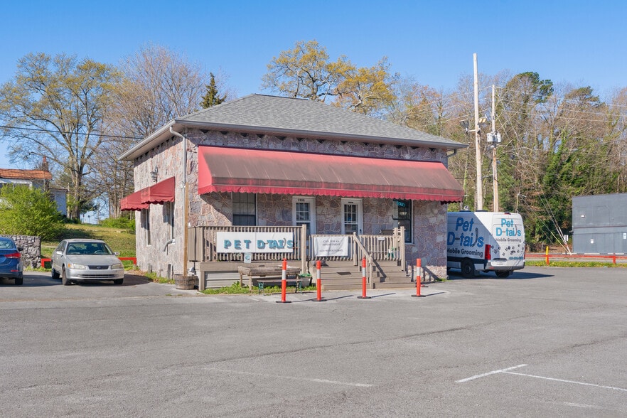 More Photos Of 3900 Ringgold Rd, Chattanooga Freestanding For Sale