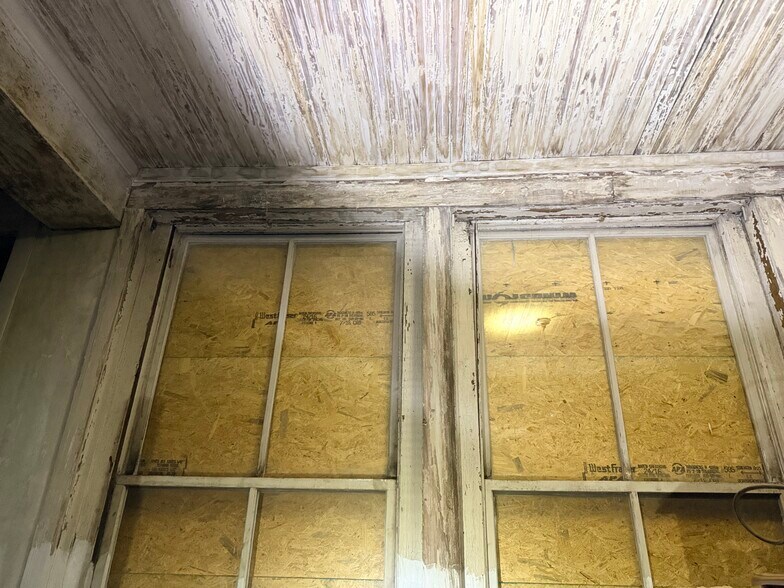 More Photos Of 128-130 N Patterson, Valdosta Storefront Retail Office For Sale