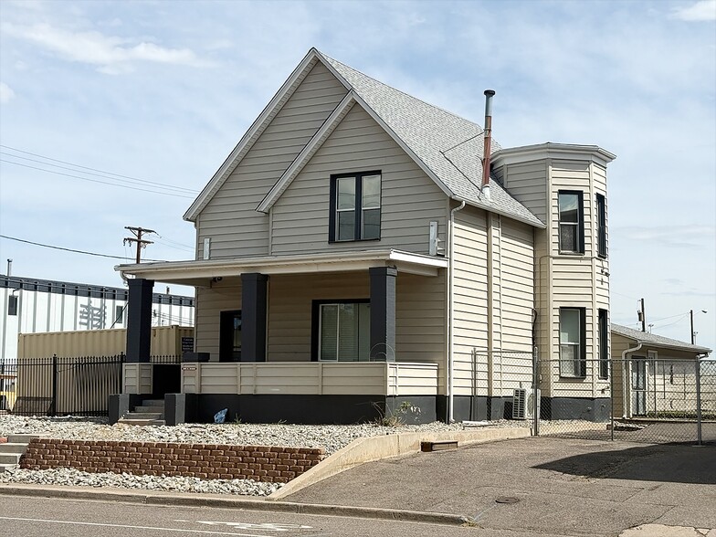 Primary Photo Of 900 S Jason St, Denver Flex For Sale