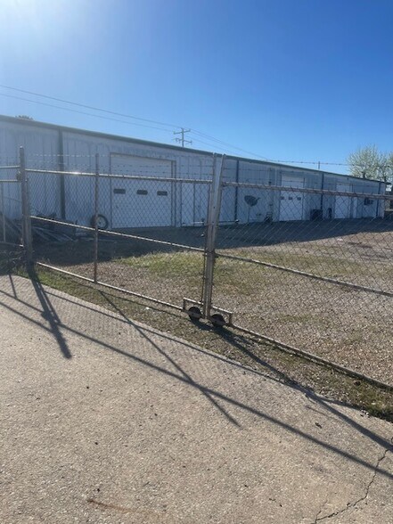 More Photos Of 4615 N Highway 71, Alma Freestanding For Sale