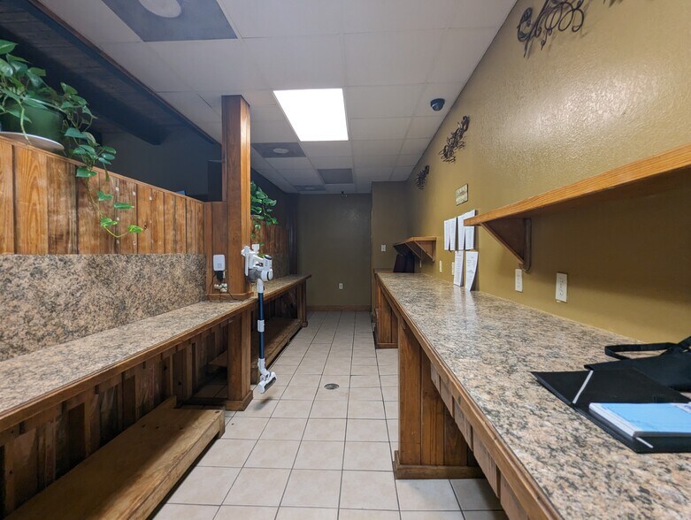 More Photos Of 11261 Highway 12, Orange Freestanding For Sale