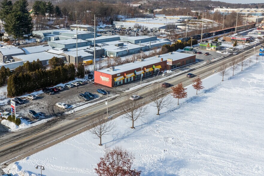 More Photos Of 641-651 W Boylston St, Worcester Storefront For Lease
