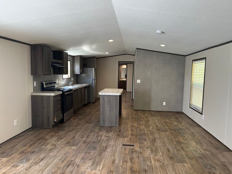 More Photos Of , Bullard Specialty For Sale