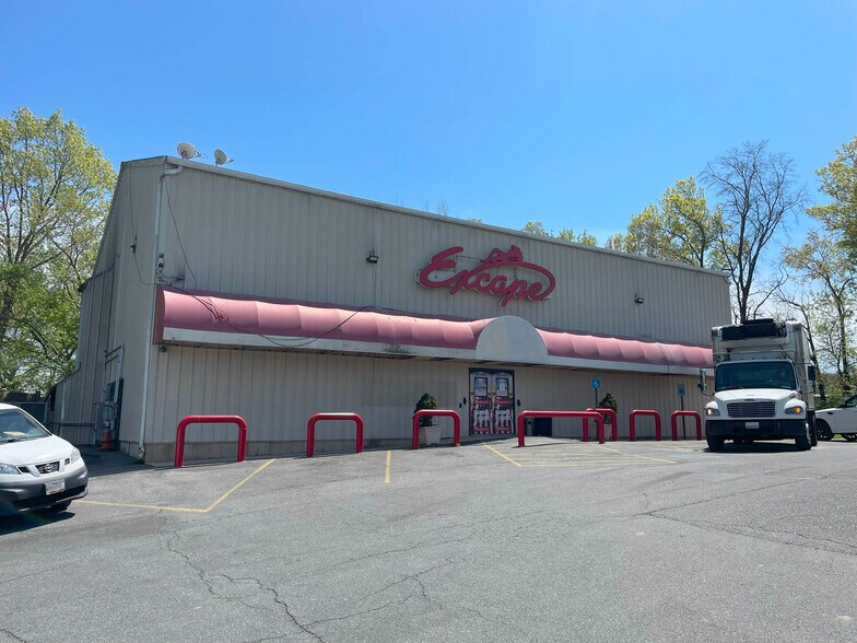 More Photos Of 10025 Pulaski Hwy, Middle River Bar For Sale