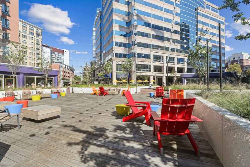 More Photos Of 7600 Wisconsin Ave, Bethesda Office For Lease