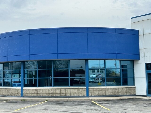 More Photos Of 1212 Abbott Rd, Buffalo Auto Dealership For Lease
