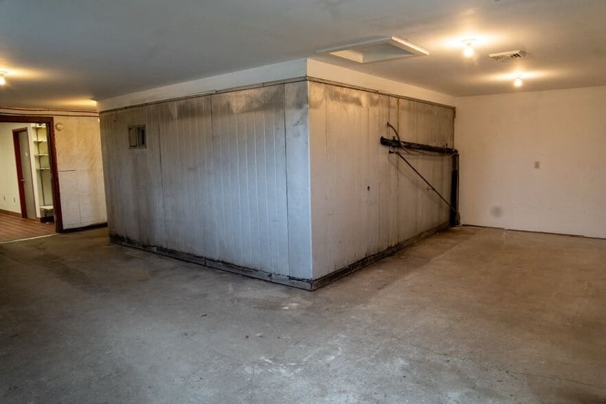 More Photos Of 7056 Standpipe Rd, Perry General Retail For Sale