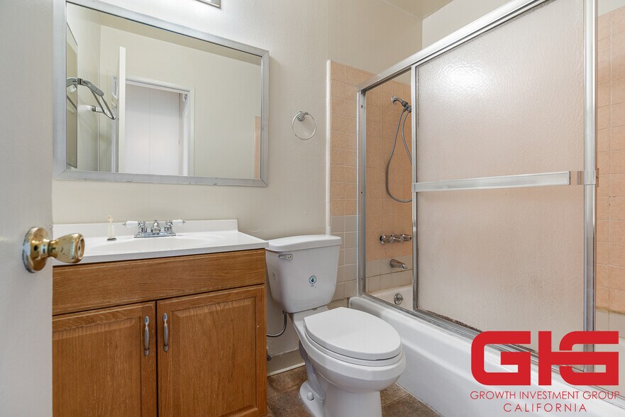 More Photos Of 820 N Raymond Ave, Pasadena Apartments For Sale