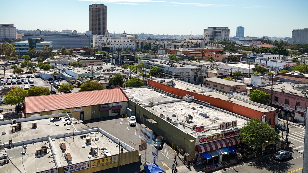 More Photos Of 715 New High St, Los Angeles General Retail For Sale