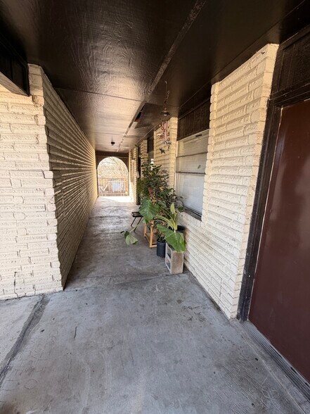 More Photos Of 703 Logwood Ave, San Antonio Apartments For Sale