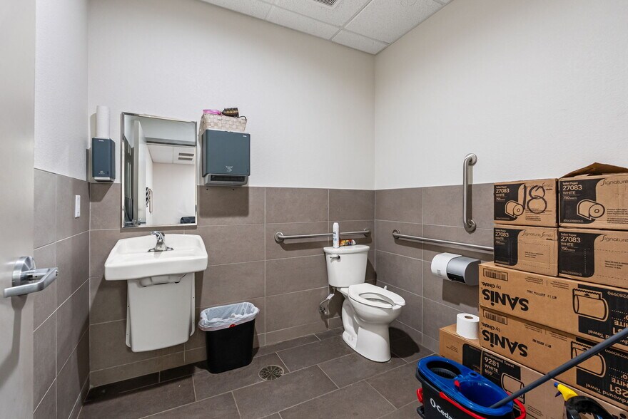 More Photos Of 8025 Iron Tower Ct, Colorado Springs Industrial For Lease