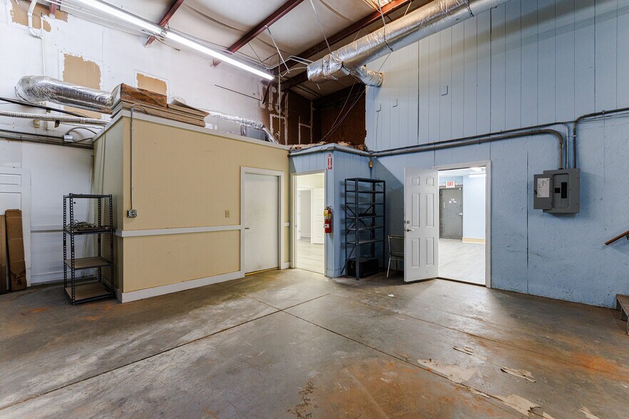 More Photos Of 1375 Access Rd, Covington Freestanding For Sale