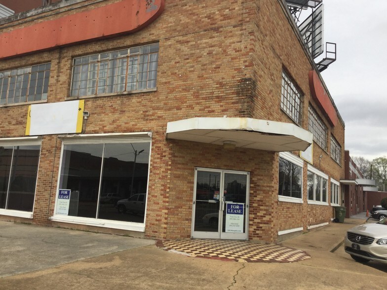 More Photos Of 1372 Overton Park Ave, Memphis General Retail For Sale