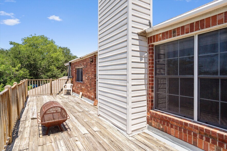 More Photos Of 201 Covala Dr, Cedar Park Specialty For Sale