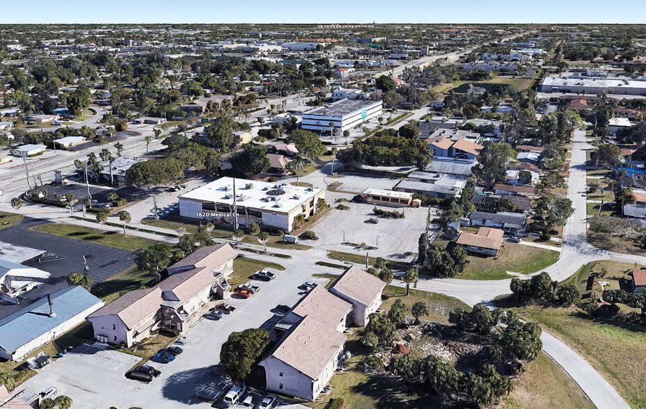 More Photos Of 1620 Medical Ln, Fort Myers Medical For Lease